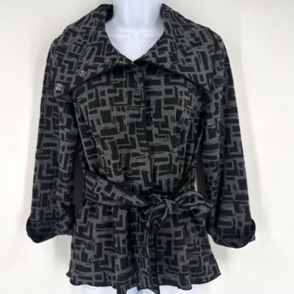 NWT Garfield & Marks Women's Geometric Snap Collar Belted Coat Black Gray Small - Picture 1 of 10